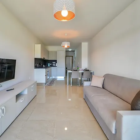 Gold Apartment